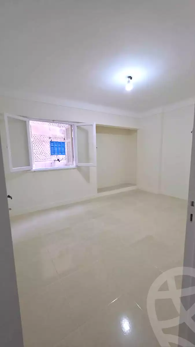 https://aqarmap.com.eg/en/listing/6772656-for-sale-alexandria-el-asafra-l-sfr-bhry
