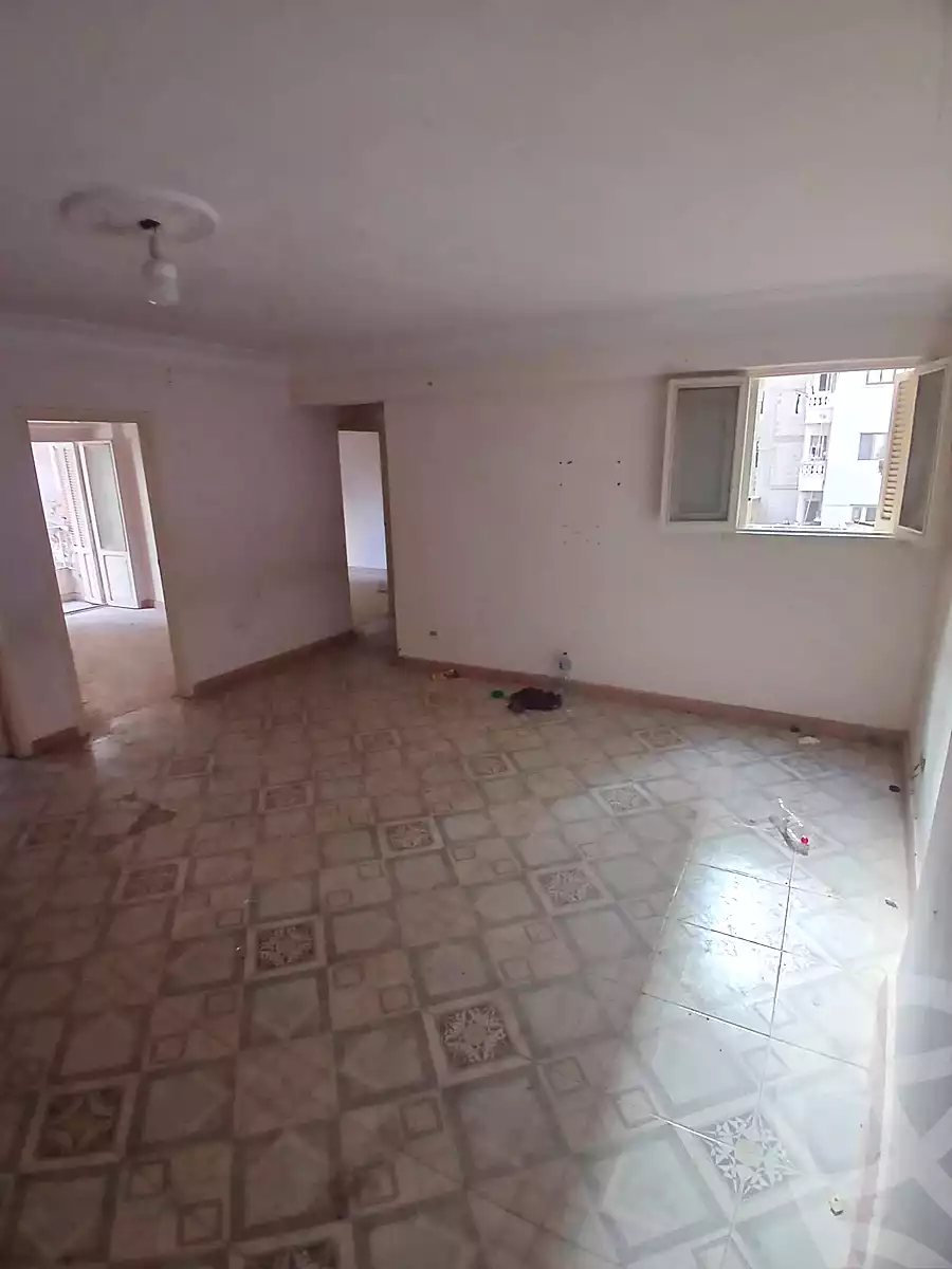 https://aqarmap.com.eg/en/listing/6772722-for-sale-alexandria-lsywf-lsywf-bhry-ahmed-al-khadem-st