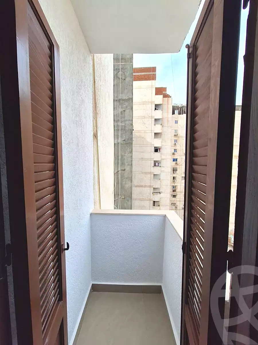 https://aqarmap.com.eg/ar/listing/6773059-for-sale-alexandria-sydy-bshr-sydy-bshr-bhry