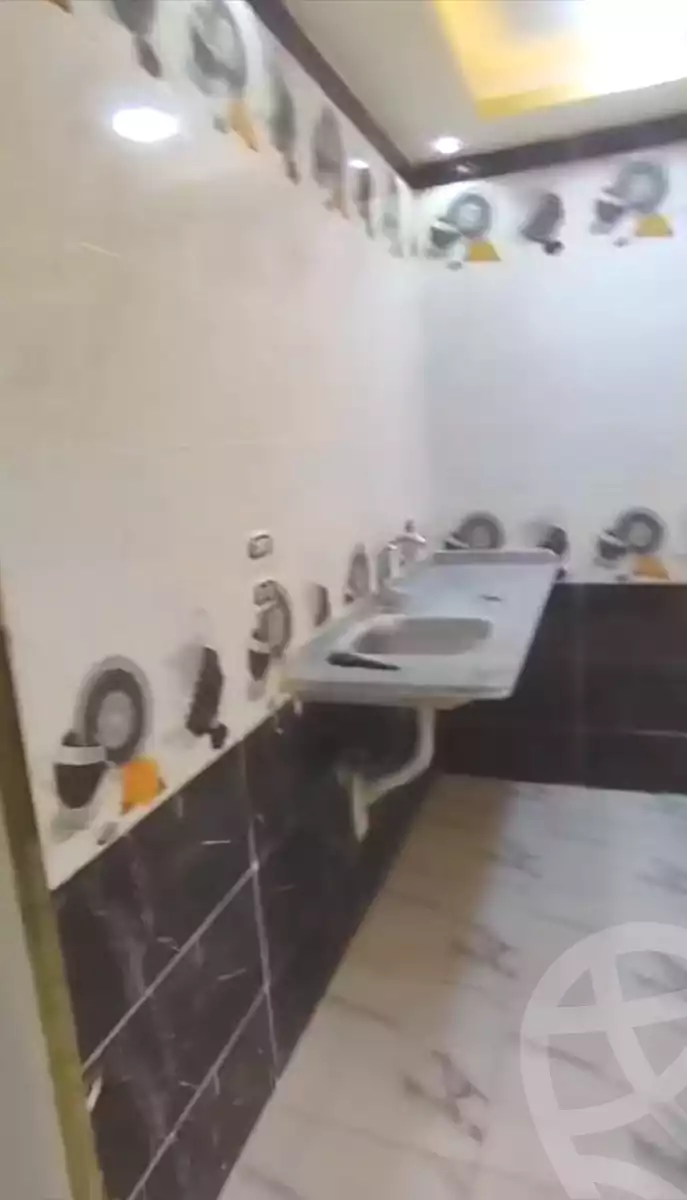 https://aqarmap.com.eg/ar/listing/6773236-for-sale-alexandria-l-jmy-el-kilo-21
