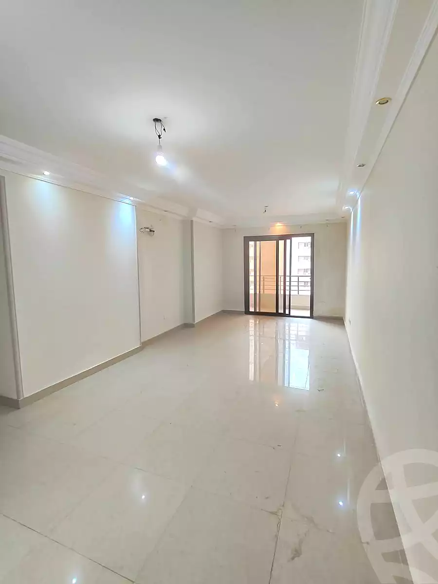 https://aqarmap.com.eg/ar/listing/6773346-for-sale-alexandria-miami-mahmoud-el-isawy-st