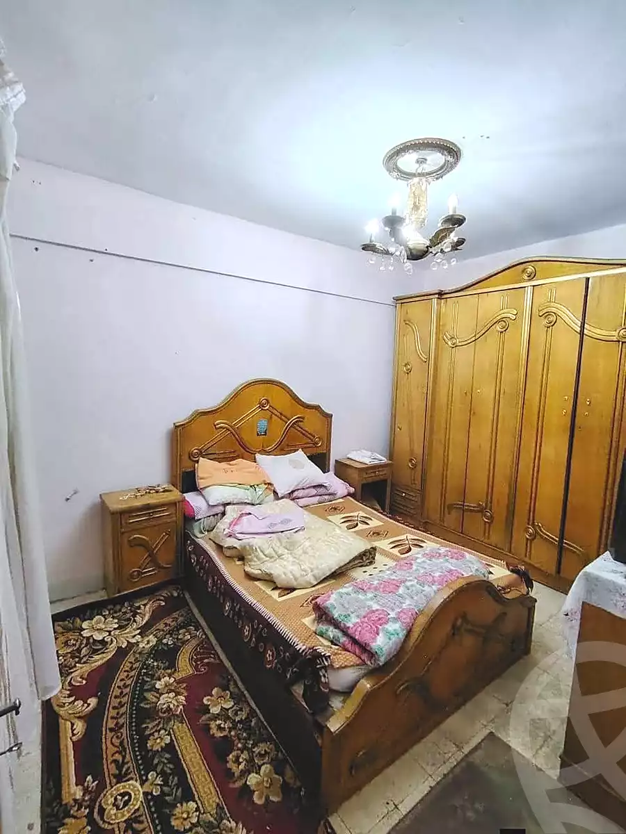 https://aqarmap.com.eg/ar/listing/6773769-for-sale-alexandria-l-jmy-lbytsh-al-andalous-wa-al-hgaz-st