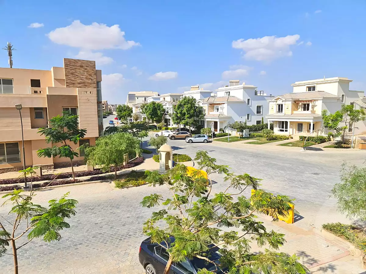https://aqarmap.com.eg/ar/listing/6775310-for-sale-cairo-6th-of-october-compounds-rayos