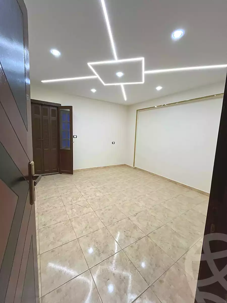 https://aqarmap.com.eg/ar/listing/6775606-for-sale-alexandria-lsywf-el-falki