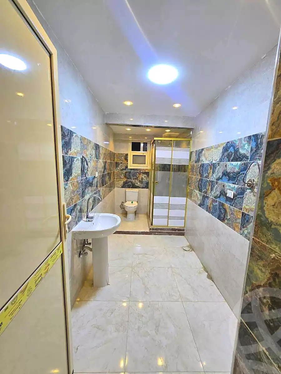 https://aqarmap.com.eg/en/listing/6775778-for-sale-alexandria-el-mandara-shr-jml-bd-lnsr