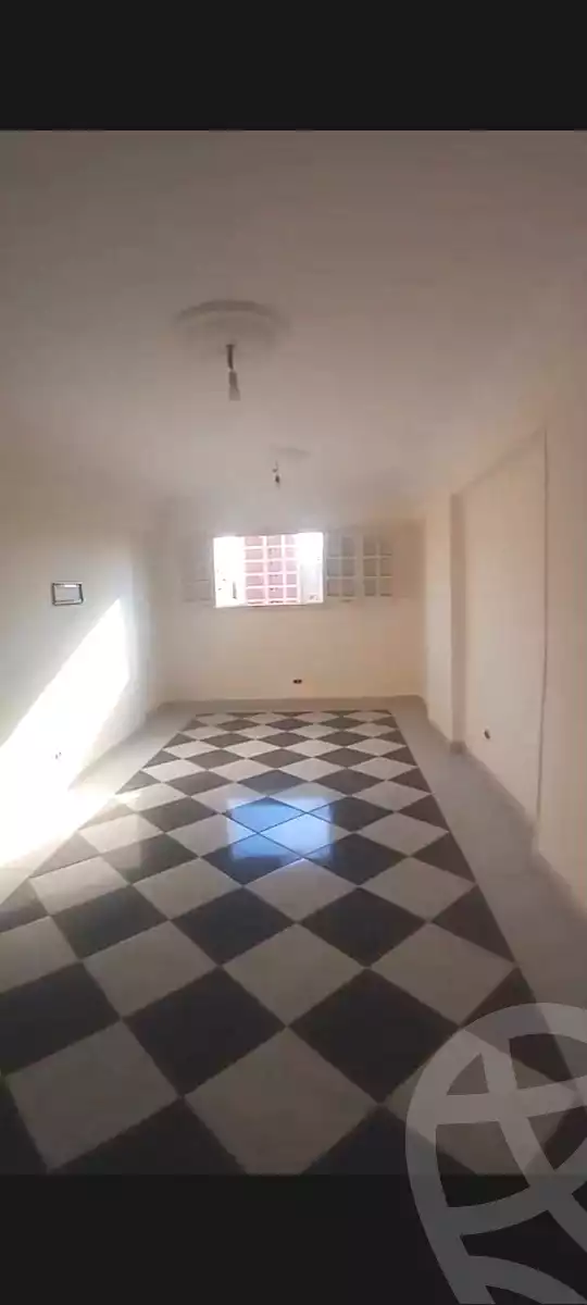 https://aqarmap.com.eg/ar/listing/6775939-for-sale-alexandria-el-asafra-shr-45