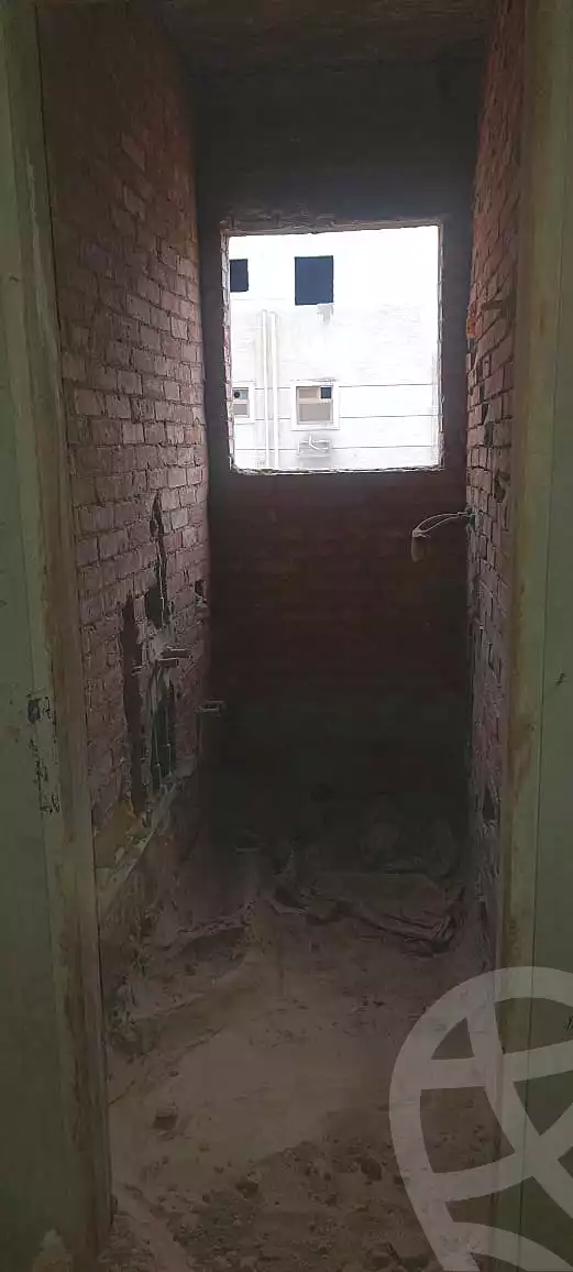 https://aqarmap.com.eg/ar/listing/6775964-for-sale-cairo-6th-of-october-el-tawsaat-el-shamalya-hy-2000-qt
