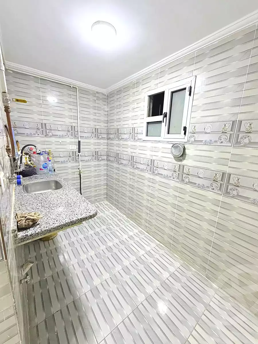 https://aqarmap.com.eg/en/listing/6776186-for-sale-alexandria-lsywf-el-falki