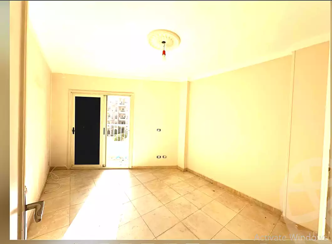 https://aqarmap.com.eg/ar/listing/6776703-for-rent-alexandria-lauran