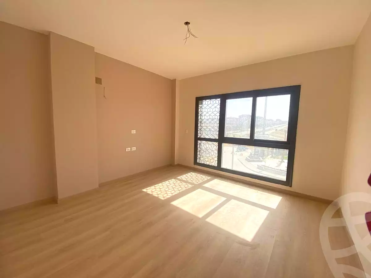 https://aqarmap.com.eg/ar/listing/6776742-for-rent-cairo-new-cairo-el-lotus-lotus-north-lmntq-lthny-llwts-lshmly