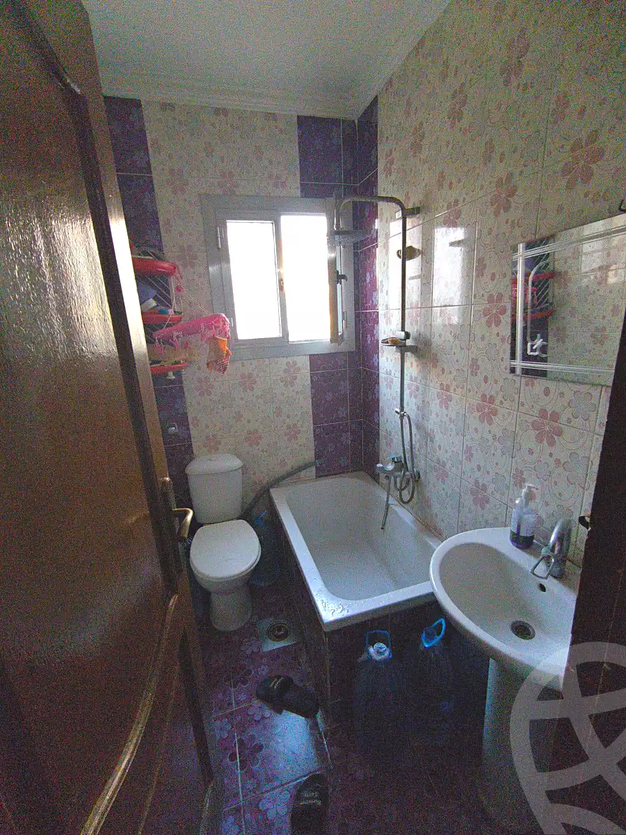 https://aqarmap.com.eg/ar/listing/6776943-for-sale-alexandria-sydy-bshr-sydy-bshr-bhry-shr-mhmd-njyb