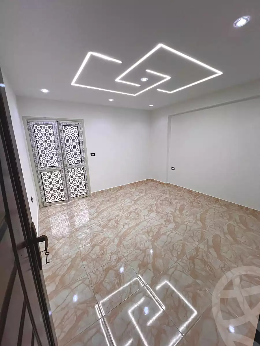 https://aqarmap.com.eg/ar/listing/6777024-for-sale-alexandria-lsywf-el-falki