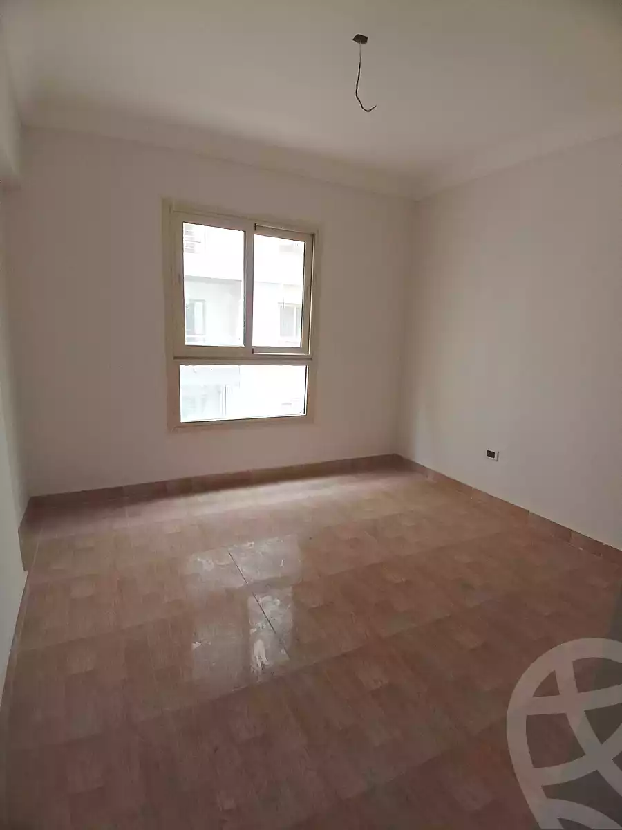 https://aqarmap.com.eg/ar/listing/6777122-for-rent-alexandria-lsywf-el-karma-compound