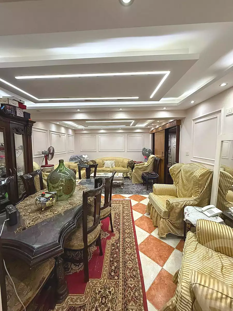 https://aqarmap.com.eg/ar/listing/6777992-for-sale-alexandria-miami-shr-jml-bd-lnsr