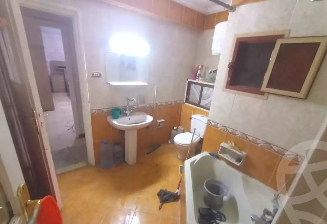 https://aqarmap.com.eg/ar/listing/6778107-for-rent-alexandria-miami-shr-jml-bd-lnsr