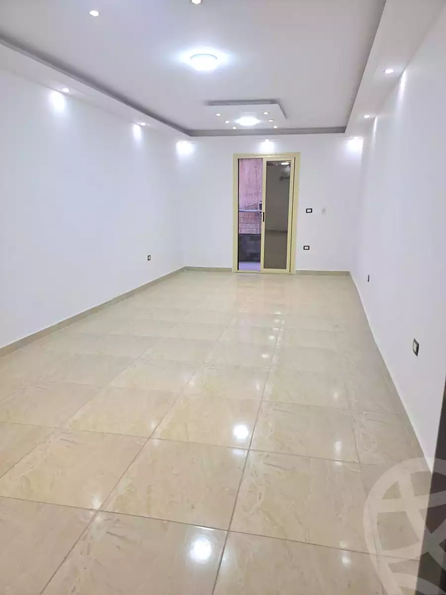 https://aqarmap.com.eg/ar/listing/6779062-for-sale-alexandria-miami-45-street