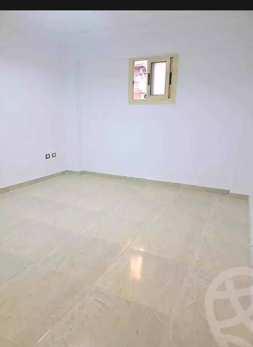 https://aqarmap.com.eg/ar/listing/6779080-for-sale-alexandria-el-asafra-shr-45