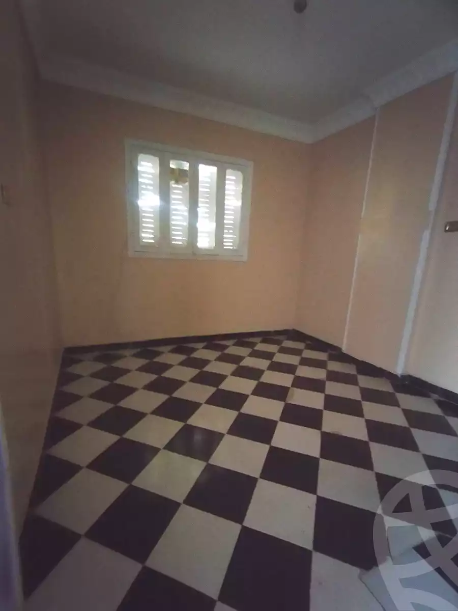 https://aqarmap.com.eg/ar/listing/6779279-for-rent-alexandria-el-asafra-shr-mlk-hfny