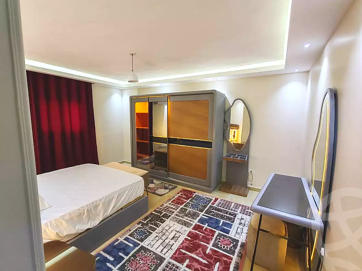 https://aqarmap.com.eg/ar/listing/6780414-for-rent-cairo-el-sheikh-zayed-city-el-hay-elthamen-area-1