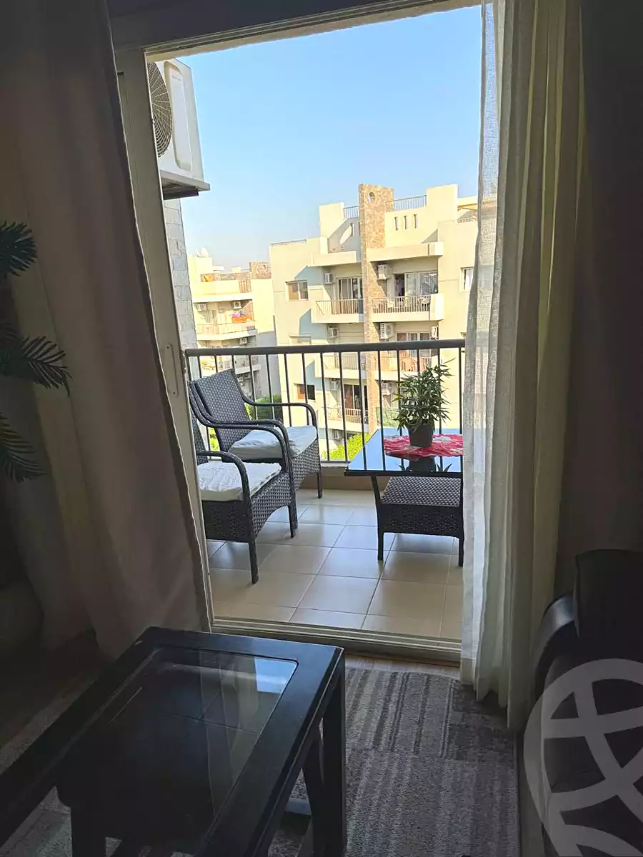 https://aqarmap.com.eg/ar/listing/6780439-for-rent-cairo-el-sheikh-zayed-city-compounds-dh-drys
