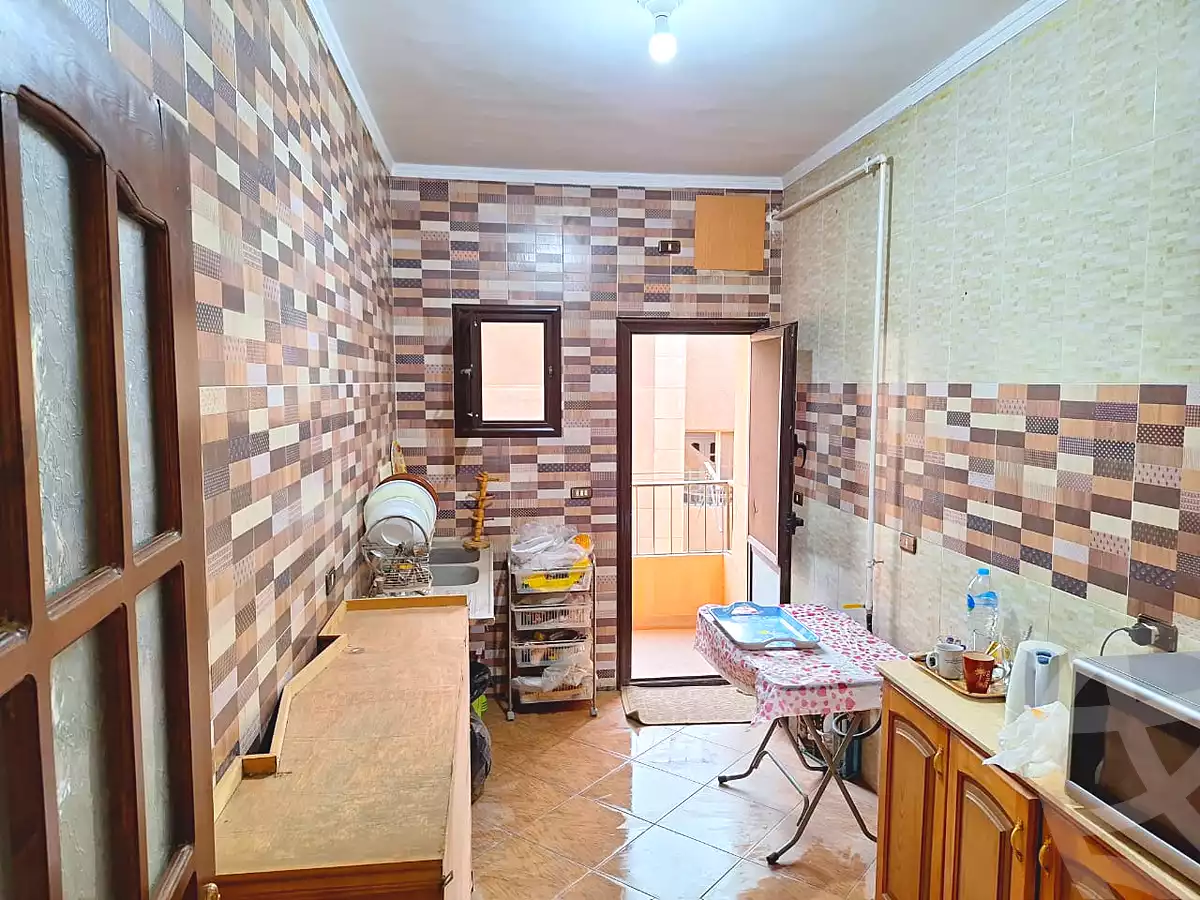 https://aqarmap.com.eg/ar/listing/6780505-for-sale-cairo-6th-of-october-el-ahyaa-neighborhood-5th-street-48