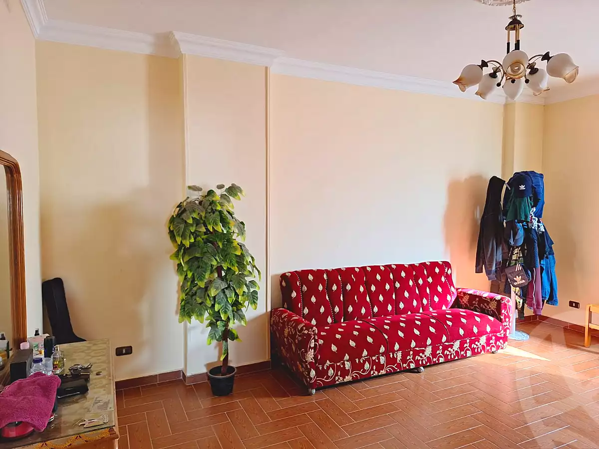 https://aqarmap.com.eg/ar/listing/6780505-for-sale-cairo-6th-of-october-el-ahyaa-neighborhood-5th-street-48
