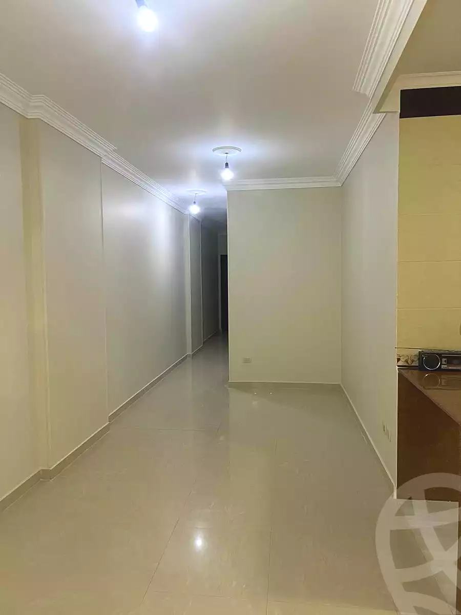 https://aqarmap.com.eg/ar/listing/6780566-for-rent-cairo-6th-of-october-el-hay-el-motamyz-el-motamayez-neighborhood-abd-el-moneim-riad-st