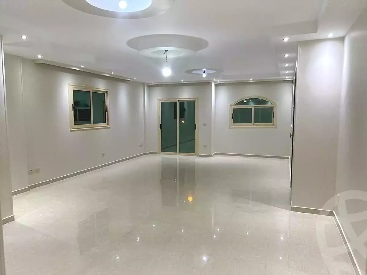 https://aqarmap.com.eg/ar/listing/6780566-for-rent-cairo-6th-of-october-el-hay-el-motamyz-el-motamayez-neighborhood-abd-el-moneim-riad-st
