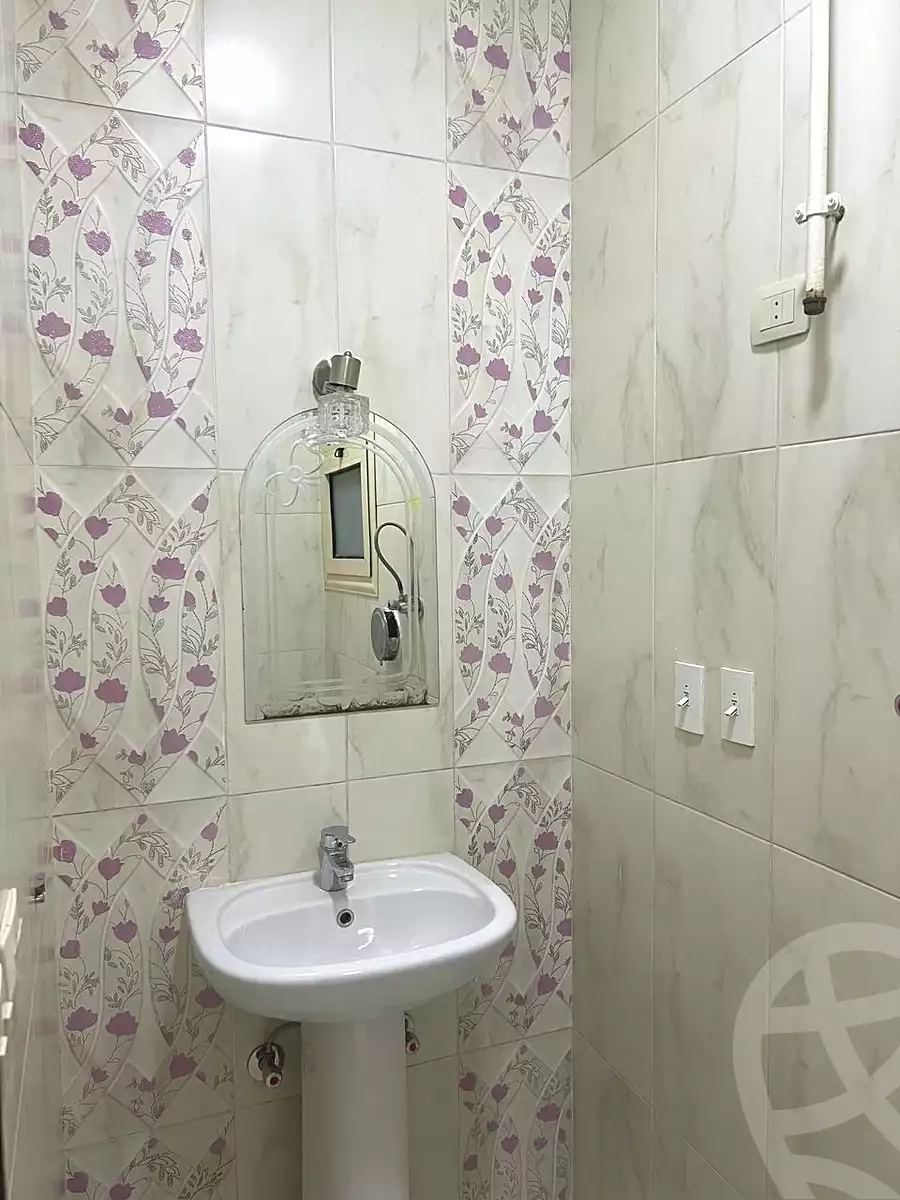 https://aqarmap.com.eg/ar/listing/6781218-for-rent-cairo-6th-of-october-el-hay-el-motamyz-fourth-touristic-village