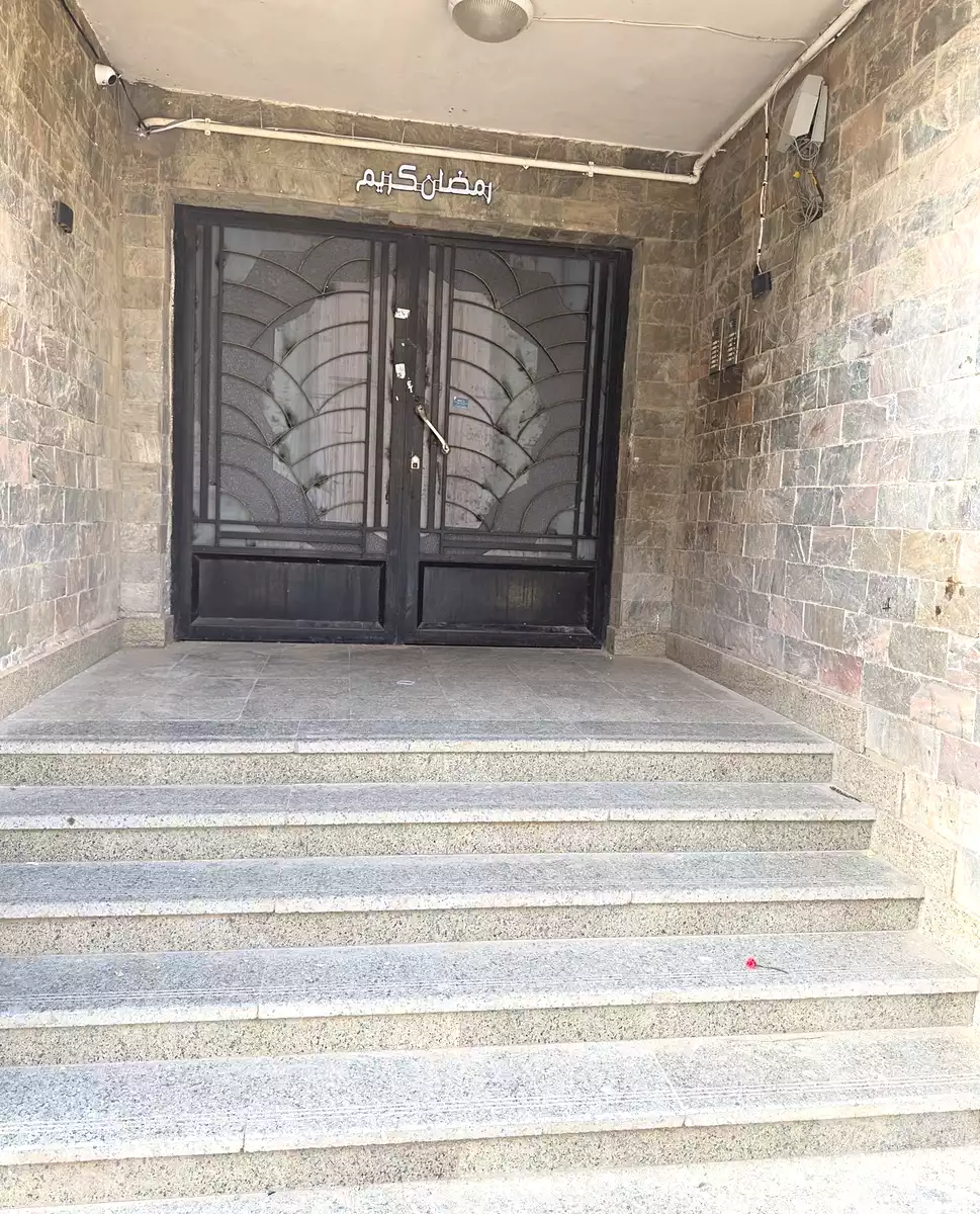 https://aqarmap.com.eg/en/listing/6781229-for-rent-cairo-al-oubour-compounds-dar-misr