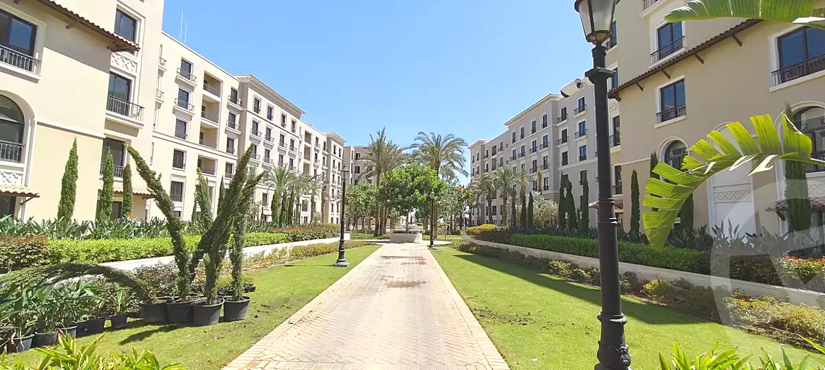 https://aqarmap.com.eg/en/listing/6781749-for-sale-cairo-el-sheikh-zayed-city-compounds-kmbwnd-fyldj-wyst-dr-llttwyr
