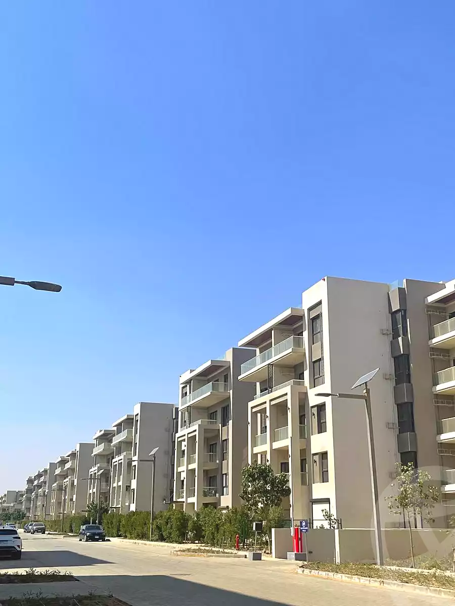 https://aqarmap.com.eg/ar/listing/6781763-for-sale-cairo-new-cairo-compounds-hyde-park-centre-ville-hyde-park