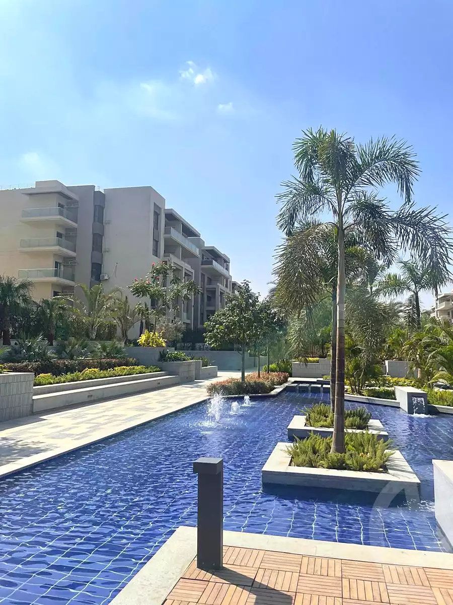 https://aqarmap.com.eg/ar/listing/6781763-for-sale-cairo-new-cairo-compounds-hyde-park-centre-ville-hyde-park
