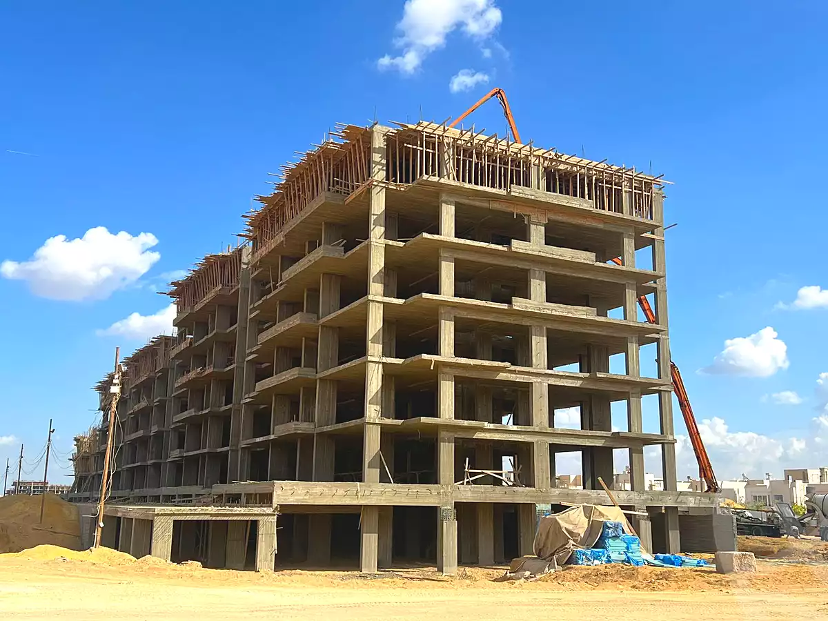 https://aqarmap.com.eg/en/listing/6781782-for-sale-cairo-el-sheikh-zayed-city-compounds-kmbwnd-fyldj-wyst-dr-llttwyr