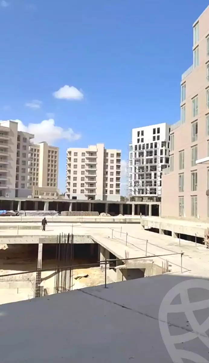 https://aqarmap.com.eg/en/listing/6782322-for-sale-cairo-el-sheikh-zayed-city-compounds-canal-walk-island-205-compound-arkan-palm