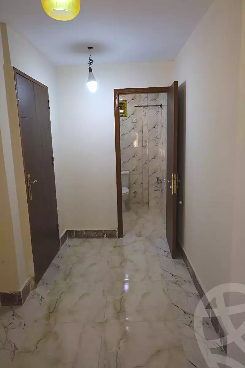 https://aqarmap.com.eg/ar/listing/6782602-for-rent-cairo-el-sheikh-zayed-city-alex-cairo-desert-road-mdyn-sfnks-ljdyd-sandorini