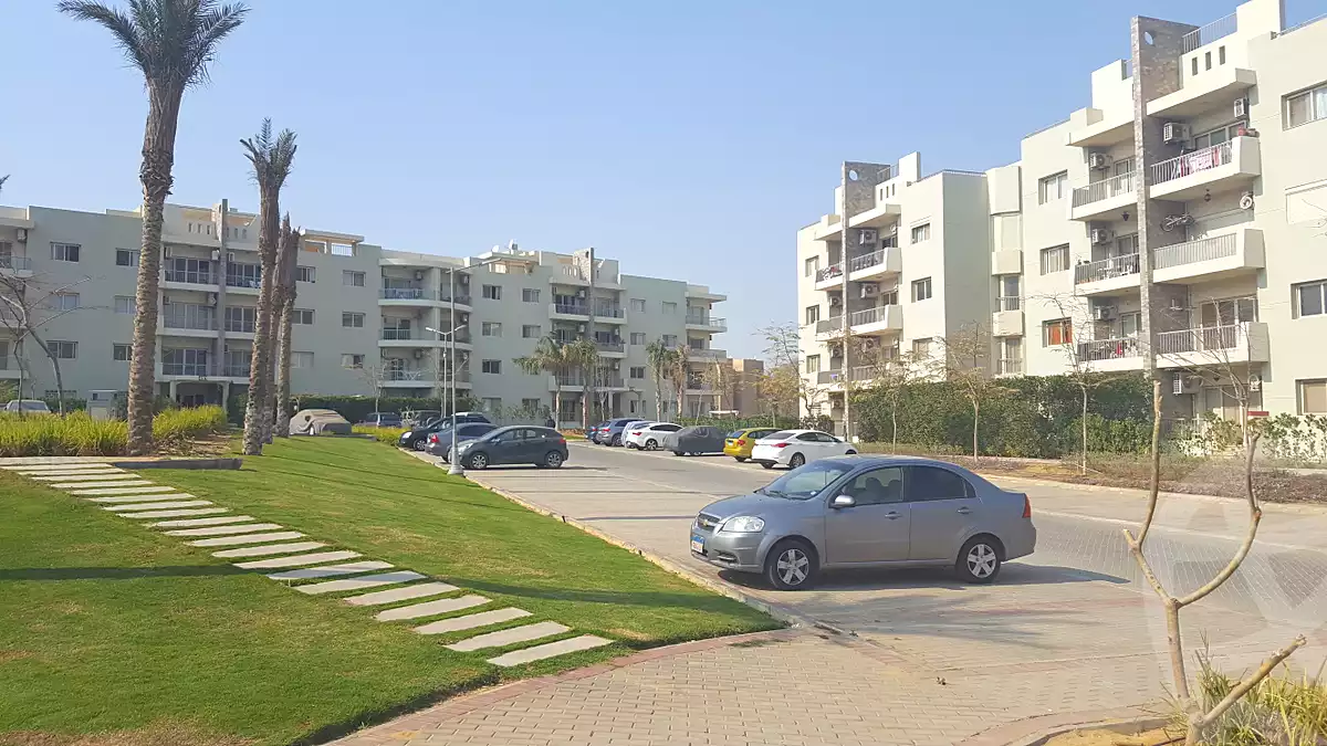 https://aqarmap.com.eg/en/listing/6782886-for-rent-cairo-el-sheikh-zayed-city-compounds-dh-drys
