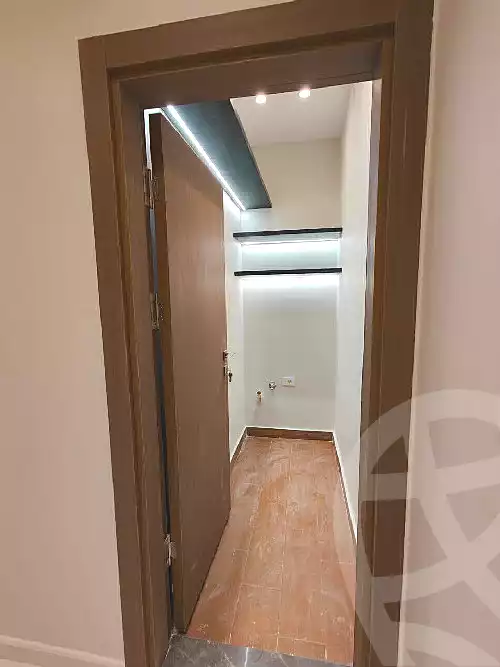 https://aqarmap.com.eg/ar/listing/6783003-for-sale-cairo-new-cairo-el-kornfol-el-kornfol-1
