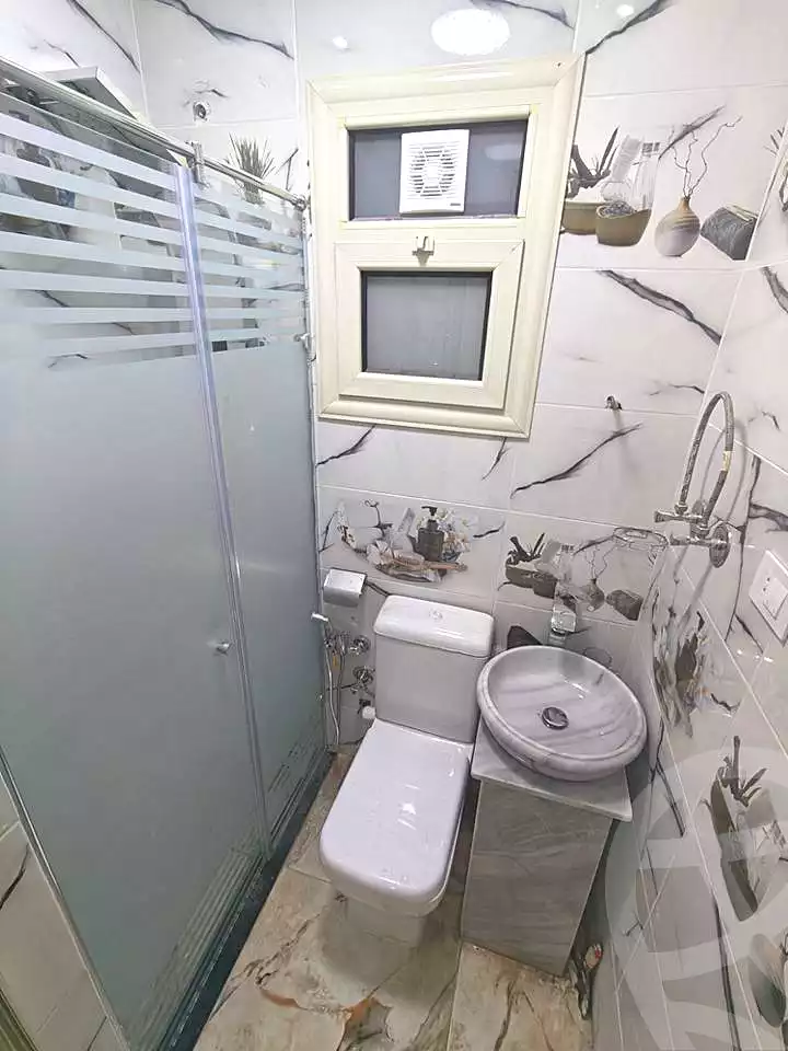 https://aqarmap.com.eg/en/listing/6783068-for-sale-alexandria-el-asafra-l-sfr-bhry-el-geish-rd