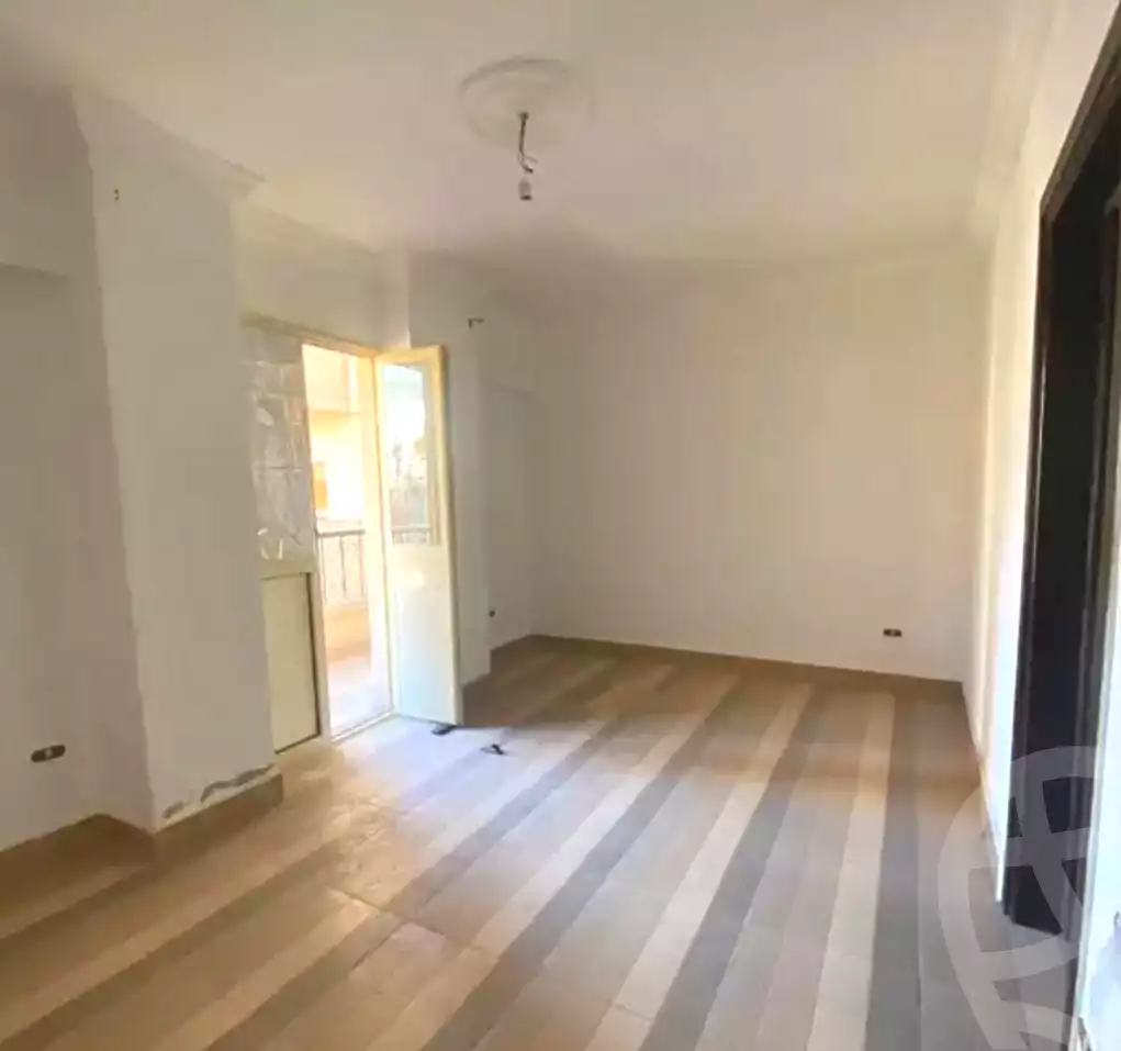 https://aqarmap.com.eg/en/listing/6783630-for-sale-alexandria-ganaklis
