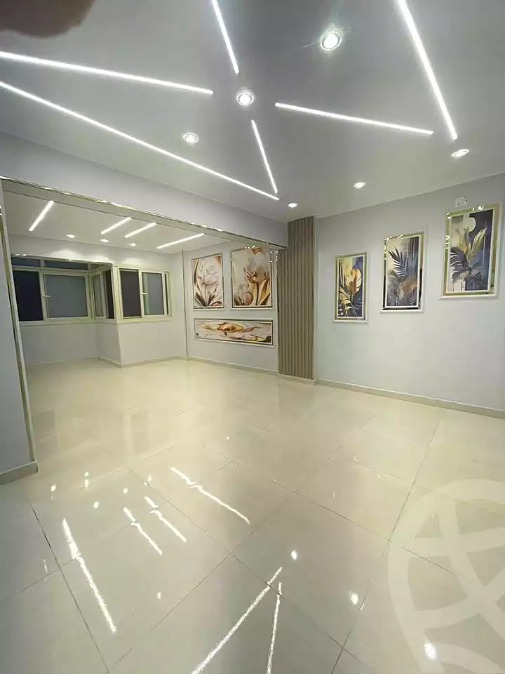https://aqarmap.com.eg/en/listing/6783968-for-sale-alexandria-el-mandara-shr-jml-bd-lnsr