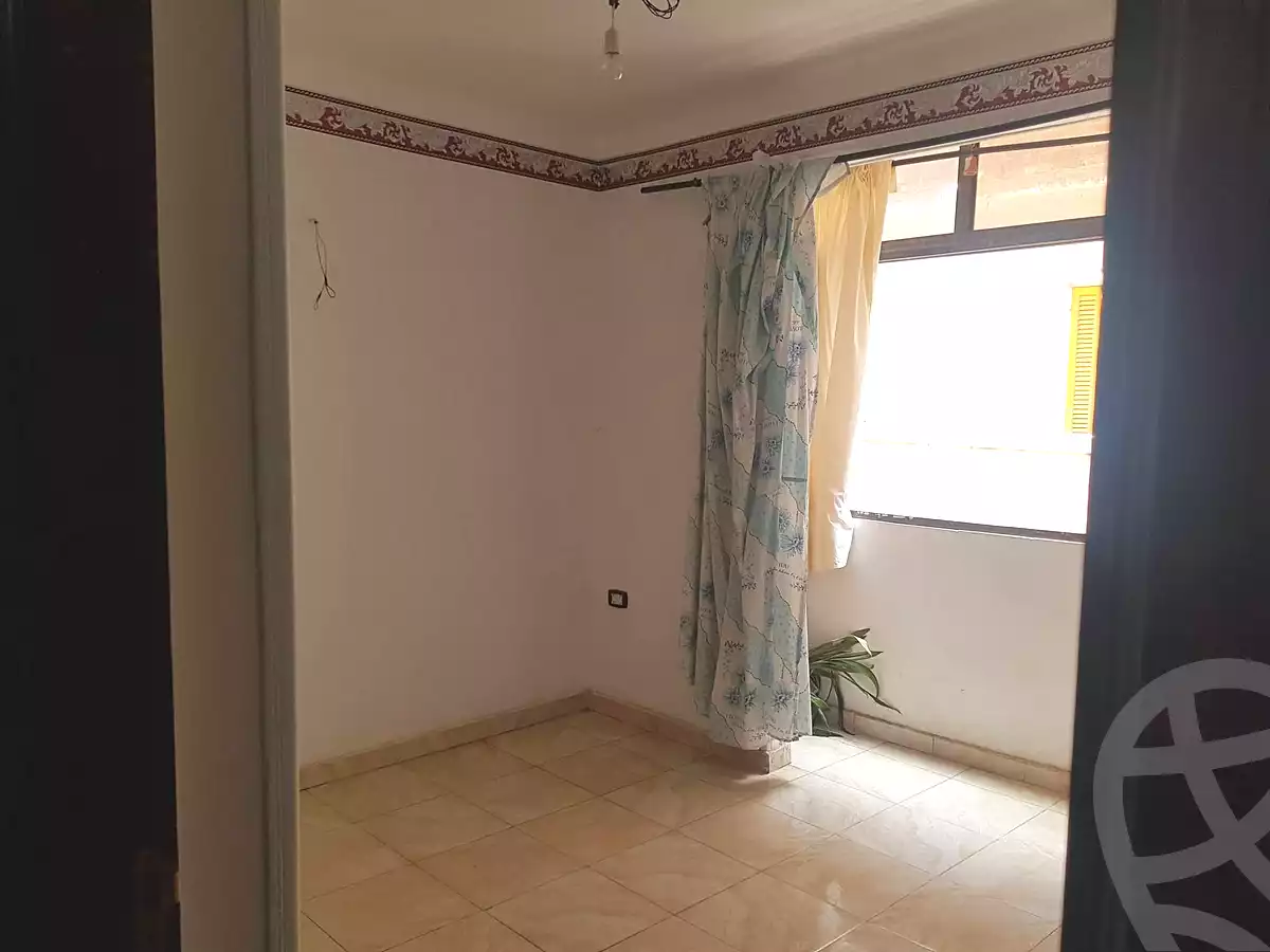 https://aqarmap.com.eg/ar/listing/6784272-for-sale-alexandria-sydy-bshr-sydy-bshr-qbly-amr-ibn-el-ass-st