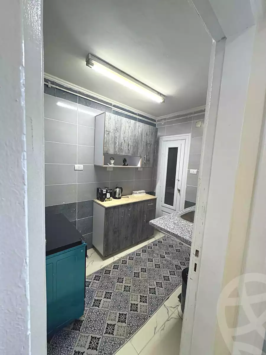 https://aqarmap.com.eg/ar/listing/6784445-for-rent-cairo-el-maadi-kornish-el-maadi-brj-thmn
