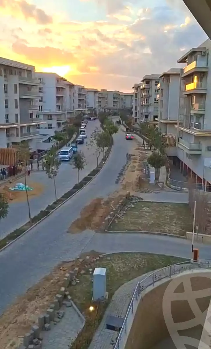 https://aqarmap.com.eg/ar/listing/6784855-for-rent-cairo-new-cairo-compounds-mwntn-fyw-y-syty-club-park-mountain-view-icity