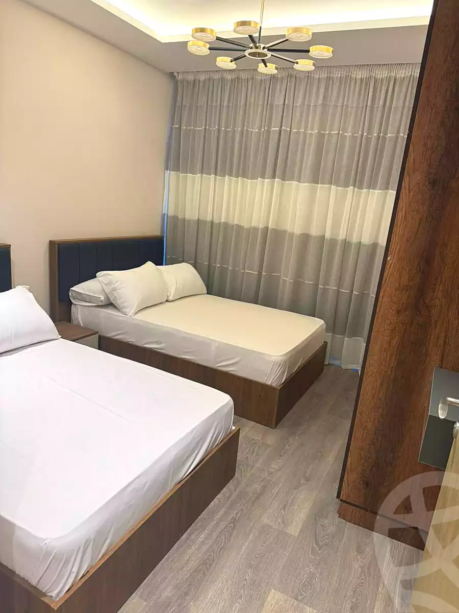 https://aqarmap.com.eg/ar/listing/6784897-for-sale-cairo-el-sheikh-zayed-city-compounds-zyd-wr-llttwyr-z-tower