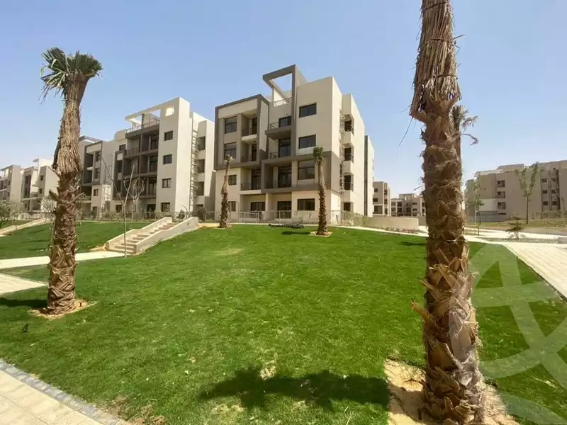 https://aqarmap.com.eg/en/listing/6784861-for-sale-cairo-new-cairo-compounds-fifth-square