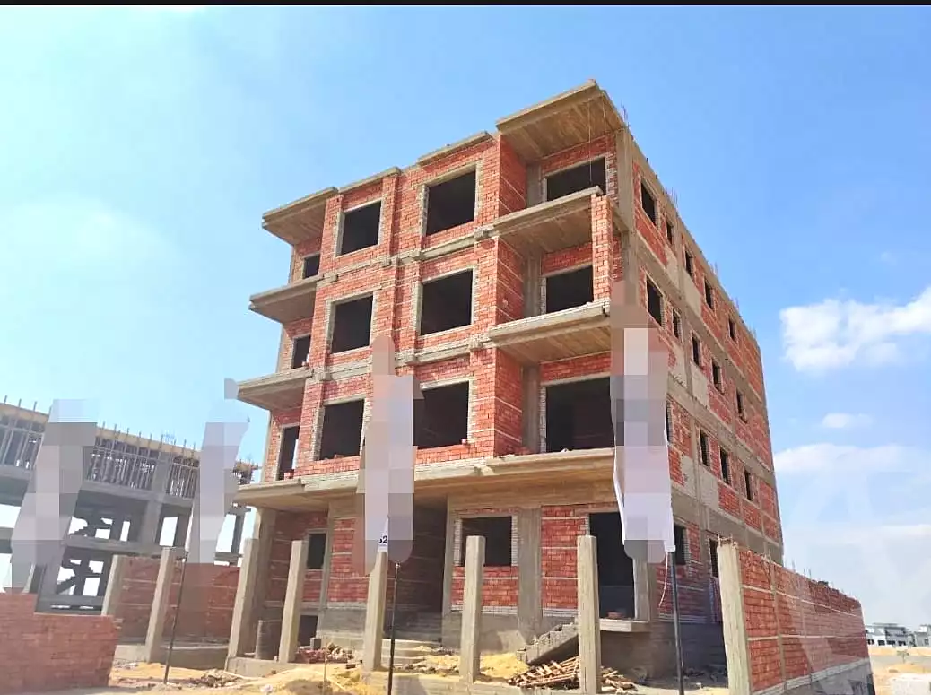 https://aqarmap.com.eg/ar/listing/6785810-for-sale-cairo-new-cairo-bait-el-watan-south-suez-road-el-hay-el-takmely