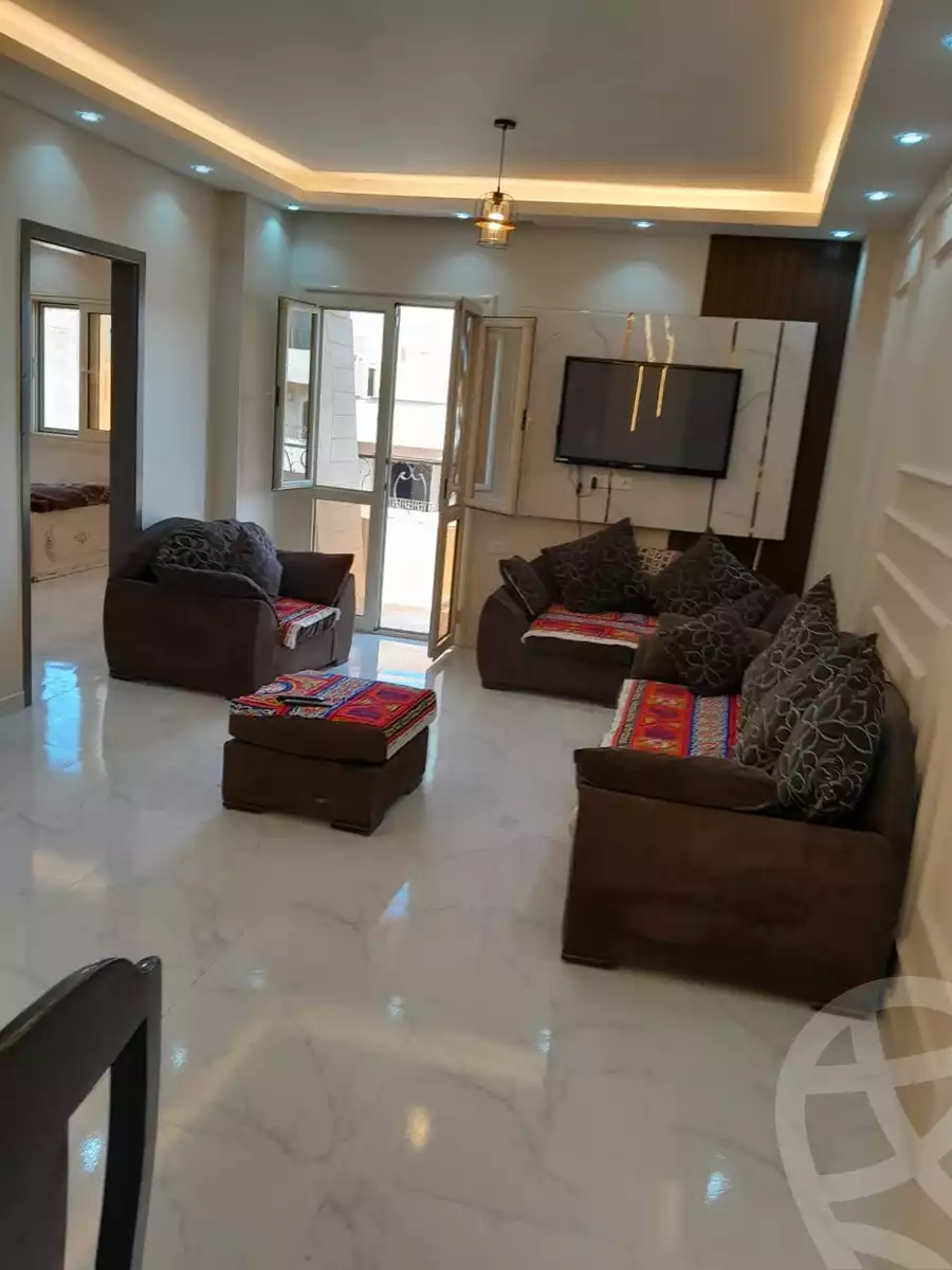 https://aqarmap.com.eg/ar/listing/6786267-for-rent-cairo-6th-of-october-el-ahyaa-neighborhood-2nd
