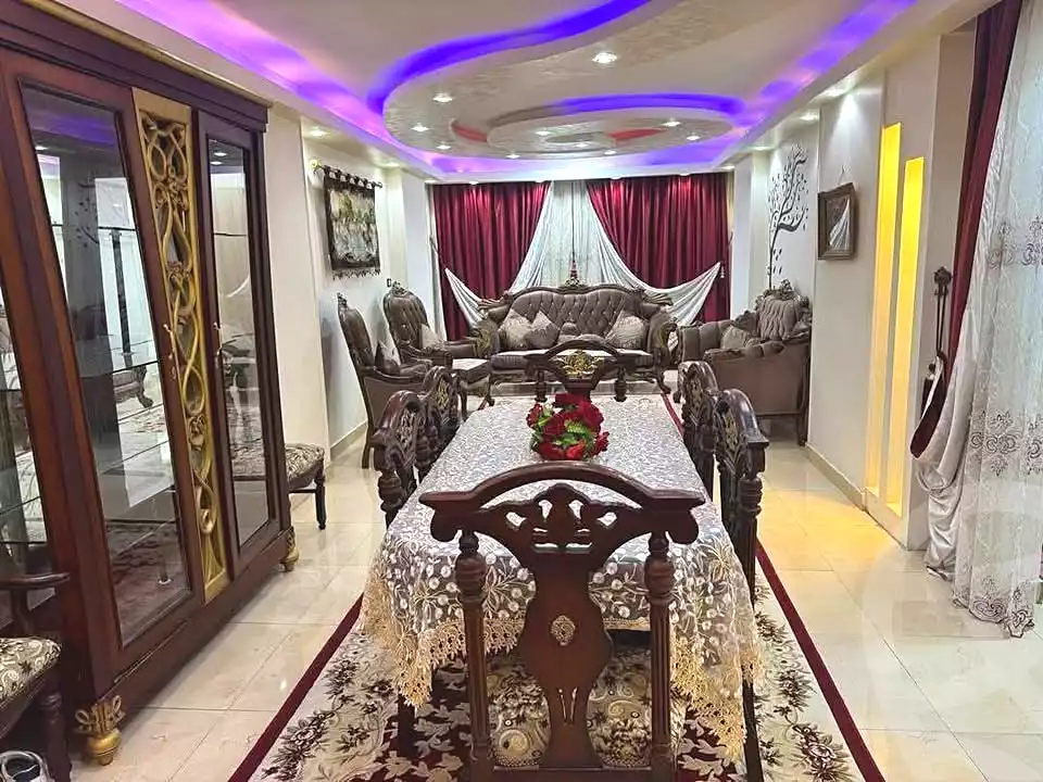 https://aqarmap.com.eg/en/listing/6786343-for-sale-cairo-ain-shams-ahmed-esmat-st