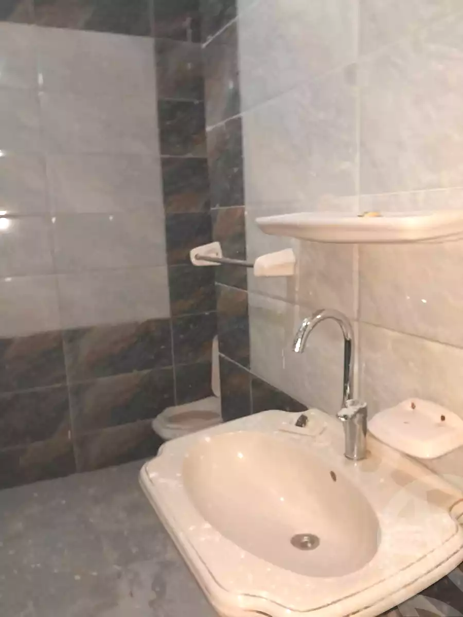 https://aqarmap.com.eg/ar/listing/6786434-for-sale-alexandria-l-jmy-el-hanouvel-el-salam-st